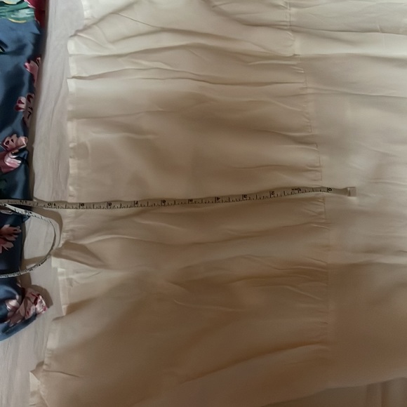 COPY - White slip dresses, Sizes S, M, and L - Picture 11 of 11